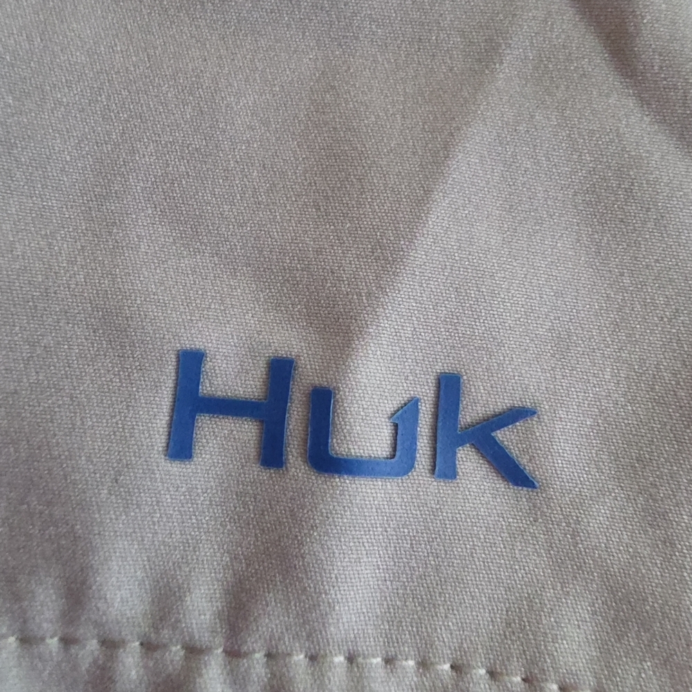 Huk Fishing In And Out Of Water Gray Shorts with Blue Drawstring Mens Medium - Picture 7 of 8
